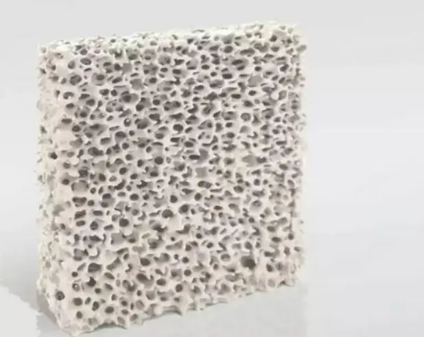 Пористый керамический фильтр из вспененных материалов