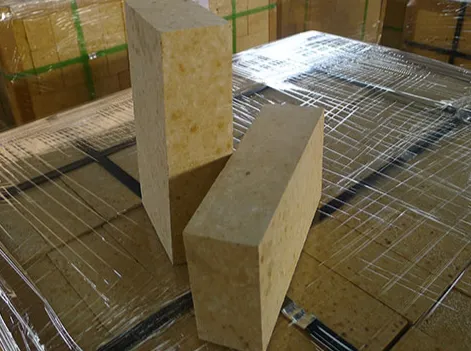 Ladrillos refractarios para revestimiento de fundiciones de aluminio