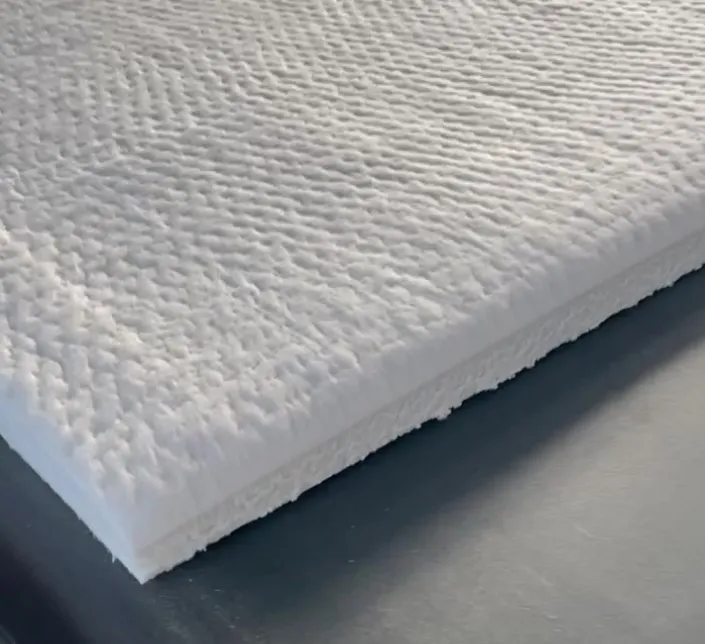 Ceramic fiber blanket insulation material detail for aluminum casting furnace